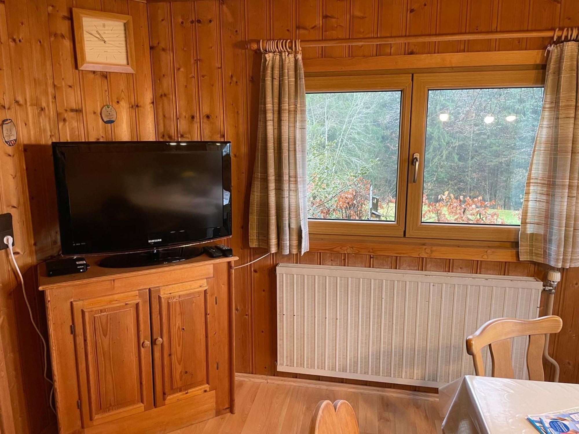 Ferienhaus Talblick Вайлер-Зиммерберг Экстерьер фото